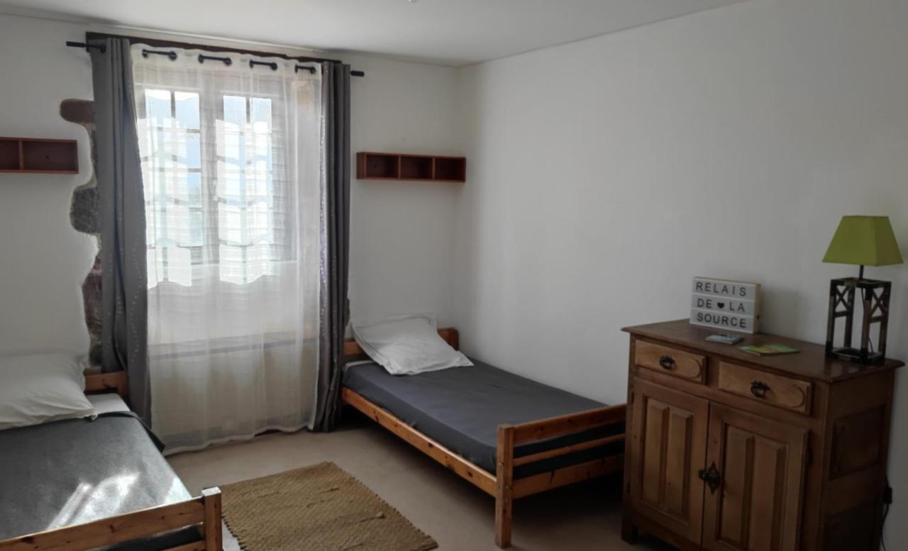 Gite Le Relais De La Source Ostello Caro  Esterno foto